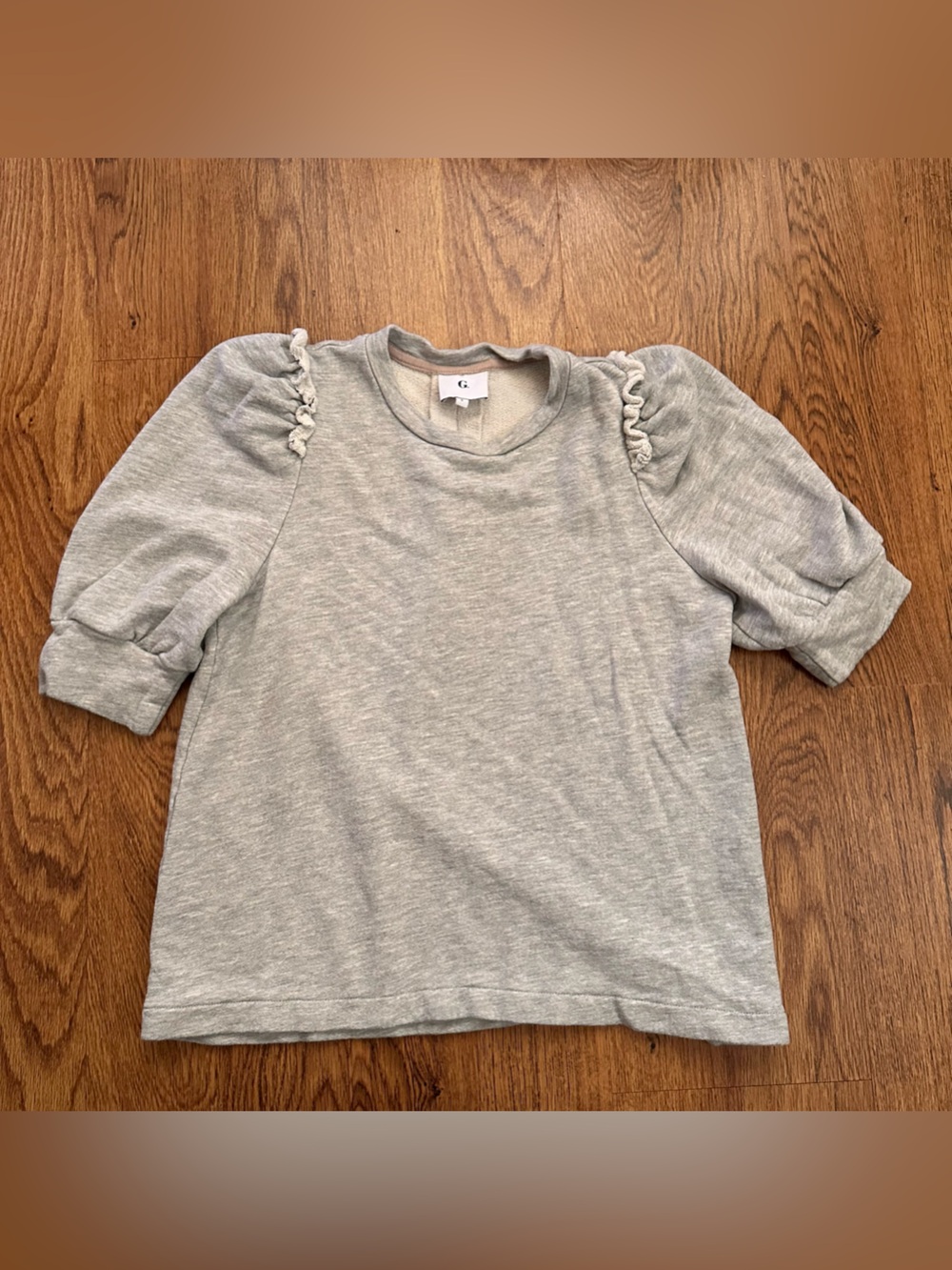 G. Label by Goop Heather Gray Puff Sleeve Sweatshirt top size small short sleeve